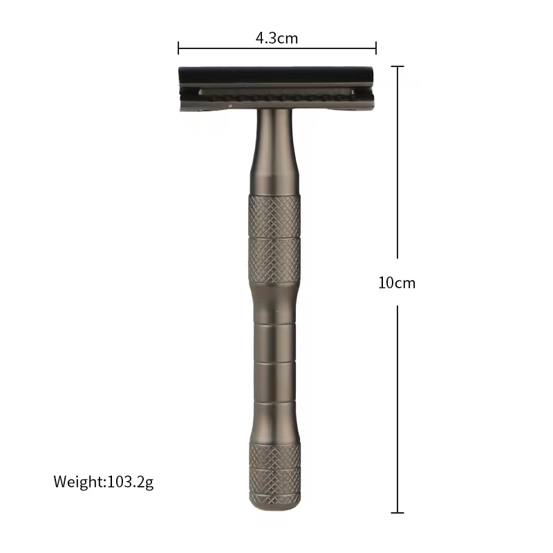 A detailed measurement guide of the eco-friendly safety razor, showing its length 10 cm, width 4.3 cm, and weight 103.2g for precision and control.